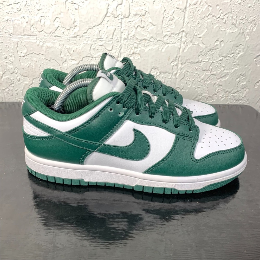 Nike Dunk Low Pro Womens Size 6 Shoes Green White Sneakers DQ8580-100 - Picture 3 of 9